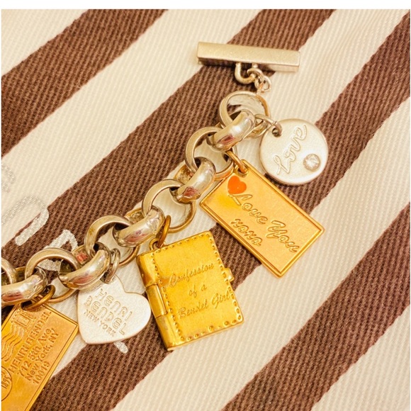 Henri Bendel Love Letters Charm Bracelet - Picture 10 of 16